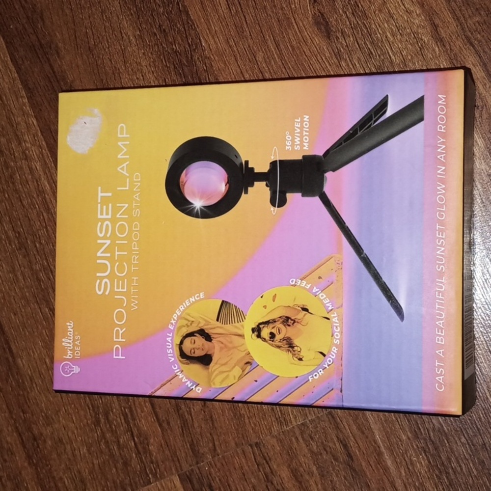 Sunset Projection Lamp With Tripod Stand